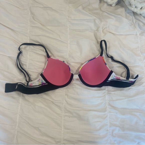 32A PINK  floral bra - Picture 2 of 4